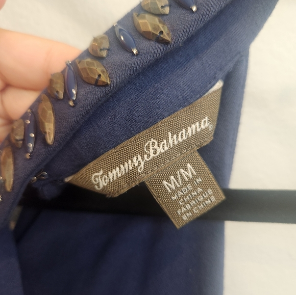 Tommy bahama size medium - Picture 3 of 5